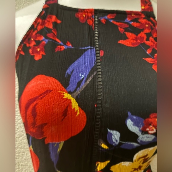 Band Of Gypsies Bristol Split Leg Jumpsuit In Black
& Multicolor Floral Print S - Picture 13 of 16